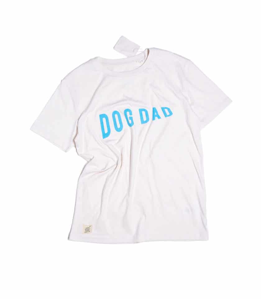 Bist du der„Best Dog Dad Ever”? Dann brauchst du das „Dog Dad” T-Shirt